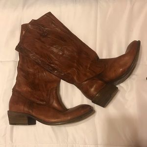 Frye pull on boots.  Size 8 1/2